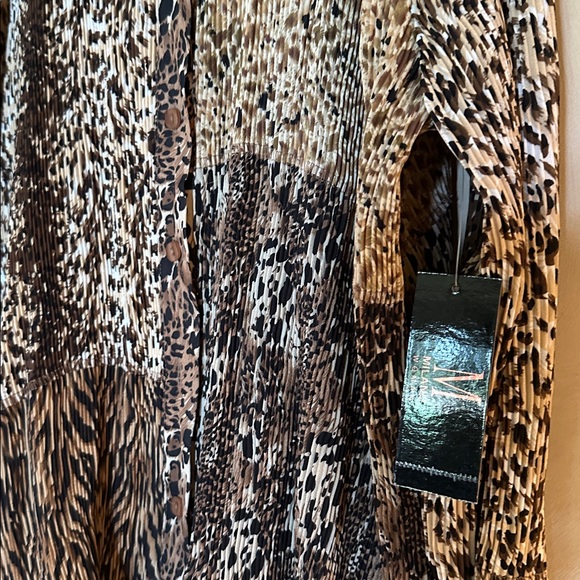 Milano Woman long Sleeve Button Front Crinkle Animal Print Blouse,size 2X NWT - Picture 4 of 5
